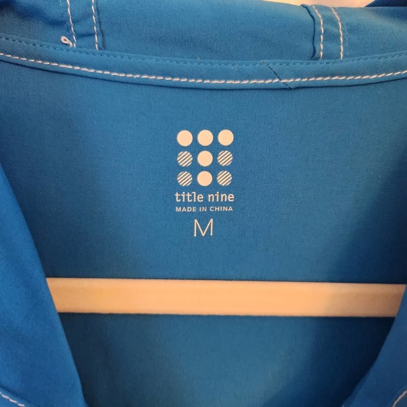 Title Nine Women's Turquoise Hooded Athletic Dress Size Medium - Picture 5 of 8